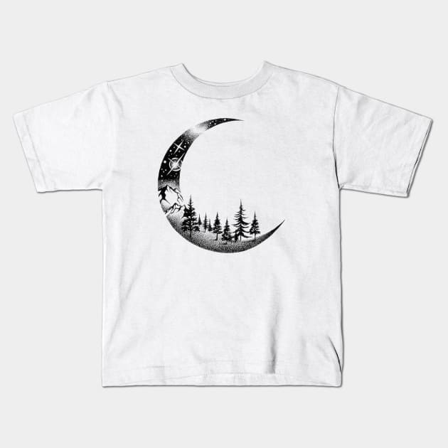 THE MOON AND THE MOUNTAINS Kids T-Shirt by thiagobianchini